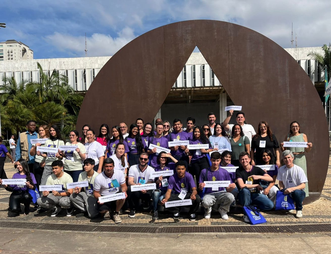Imagem da notícia: Participação do Município de Turvolândia na Etapa Estadual do Projeto Parlamento Jovem de Minas 2025, promovido pela Escola do Legislativo da Assembleia Legislativa do Estado de Minas Gerais