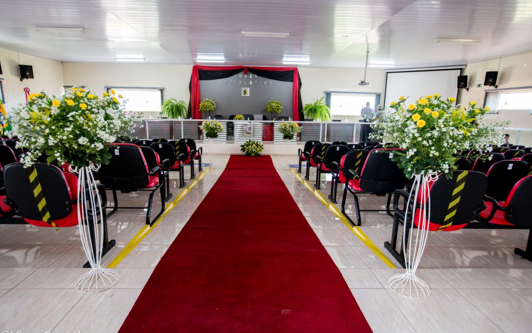 Imagem da notícia: Posse da Mesa Diretora, Vereadores, Prefeito Municipal e Vice – Prefeita Municipal.  Legislatura 01/01/2021.